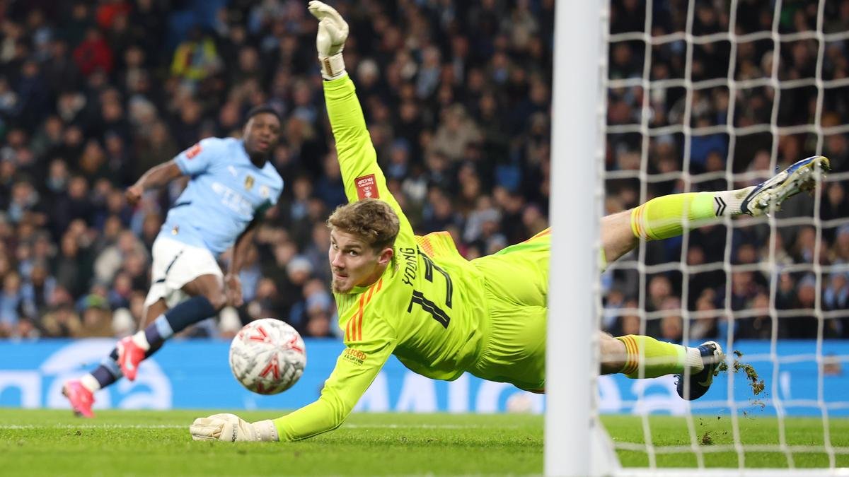 Manchester City wins 8-0 against Salford City in the FA Cup; Liverpool routs Accrington Stanley