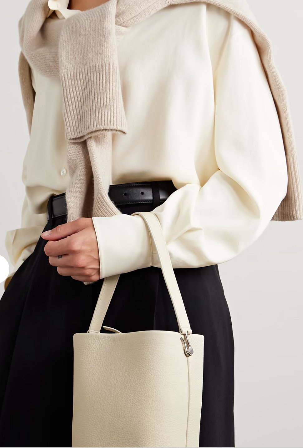 No-Fuss Sophistication With Handbags From The Row