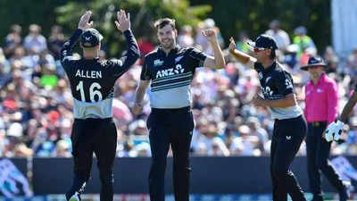 New Zealand thump Pakistan by nine wickets in first T20I