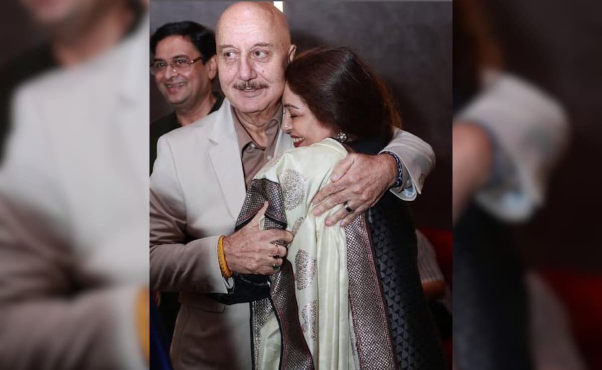 To "Dearest Darling" Anupam Kher, An Adorable Birthday Wish From Wife Kirron Kher