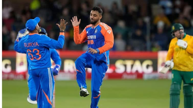 Harbhajan Singh wants Rohit Sharma Gautam Gambhir to pick Varun Chakravarthy in IND vs NZ Champions Trophy 2025 sports news IND vs NZ: हरभजन सिंह ने भारतीय प्लेइंग 11 में की बड़े बदलाव की मांग, कहा- इस खिलाड़ी को मिले मौका