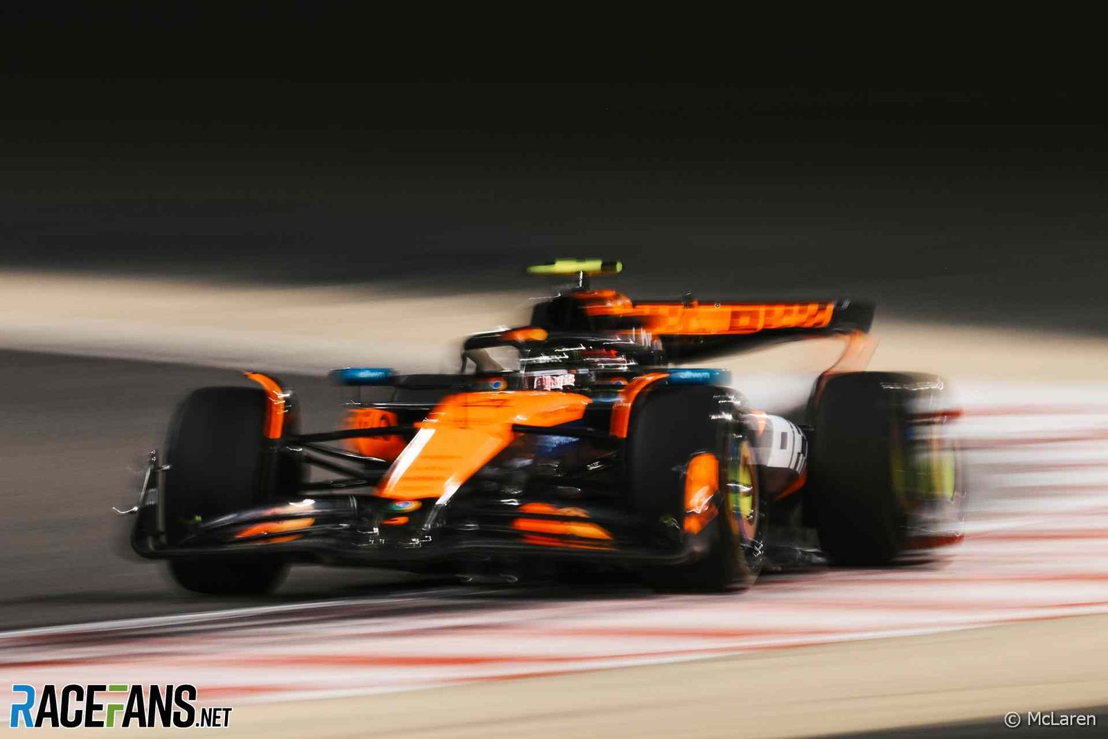 Lando Norris, McLaren, Bahrain International Circuit, 2025 pre-season test