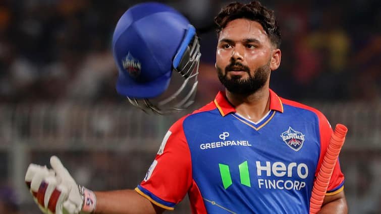 Rishabh Pant revealed biggest secret told why the bat slips from one hand while playing a shot ऋषभ पंत ने खोल दिया सबसे बड़ा राज, बताया क्यों शॉट खेलते वक्त एक हाथ से छूट जाता है बल्ला