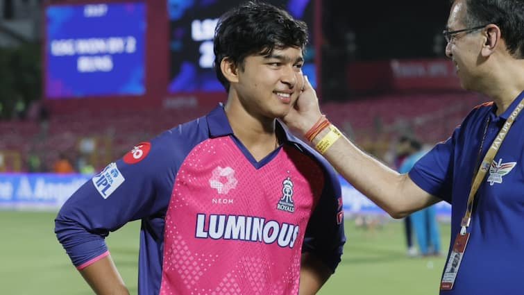 rajasthan royals player vaibhav suryavanshi real age is 16 samastipur bihar man claims video viral