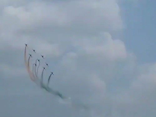 The Indian Air Force currently has about 30 squadrons of fighter jets. - Dainik Bhaskar