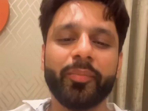 Singer Rahul Vaidya Calls Virat Kohli Fans Jokers after Avneet Kaur Like Controversy Instagram | Rahul Vaidya told Virat Kohli 'Joker': Jokes up for the post of TV actress Avneet, furious fans abused